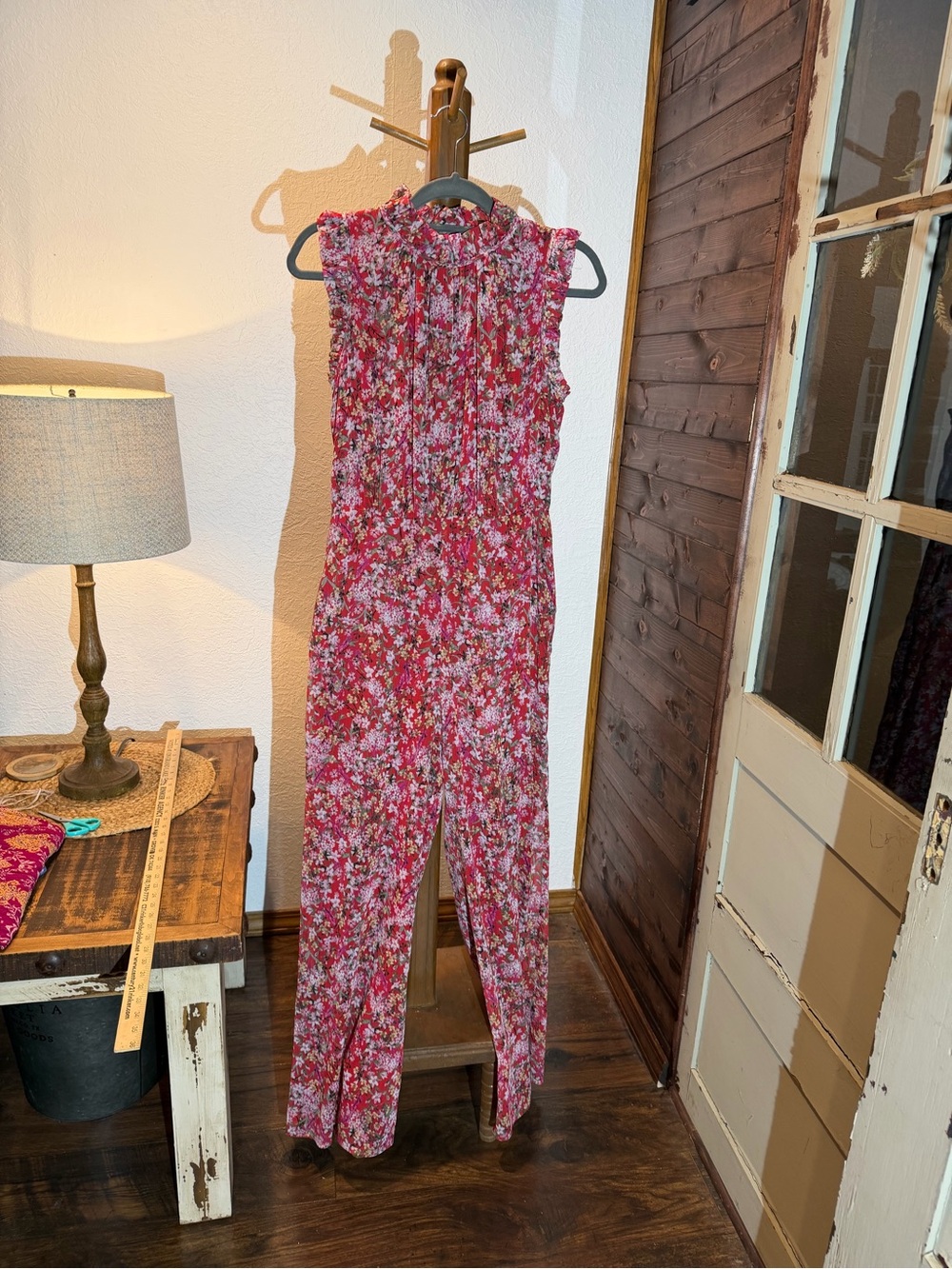 ALI & JAY Floral Sleeveless Red-Pink High-Neck Jumpsuit